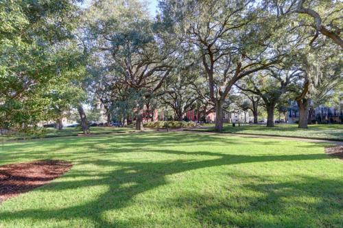 Isaac Laroche House Estate — 4-Star Luxury Hotel in Savannah, United States