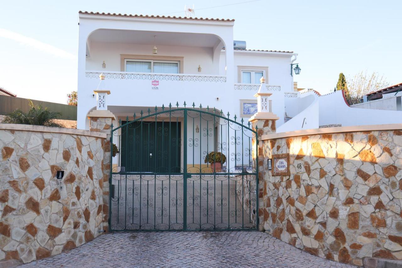Luxury Villa with ocean view — 4-Star Luxury Hotel in Luz, Portugal