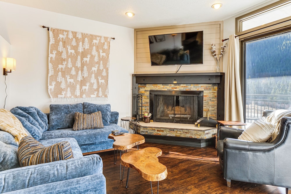 1 Mi to Keystone Resort: Mtn view Family Escape in Keystone, United States