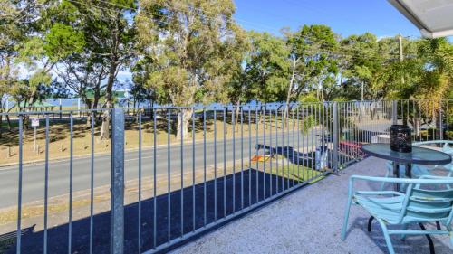 First floor unit close to shops park and waterfront in Bongaree, Australia
