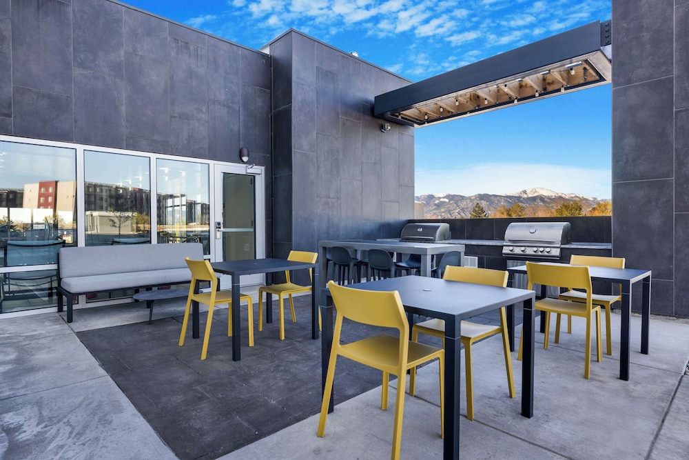 Home2 Suites by Hilton Colorado Springs Airport - photo 38