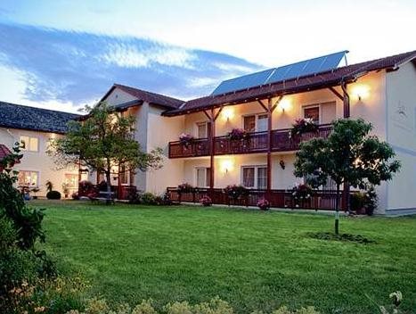 Hotel Restaurant Teuschler Mogg Bad Waltersdorf inklusiv Genusscard - carbon neutral hotel in Bad Waltersdorf