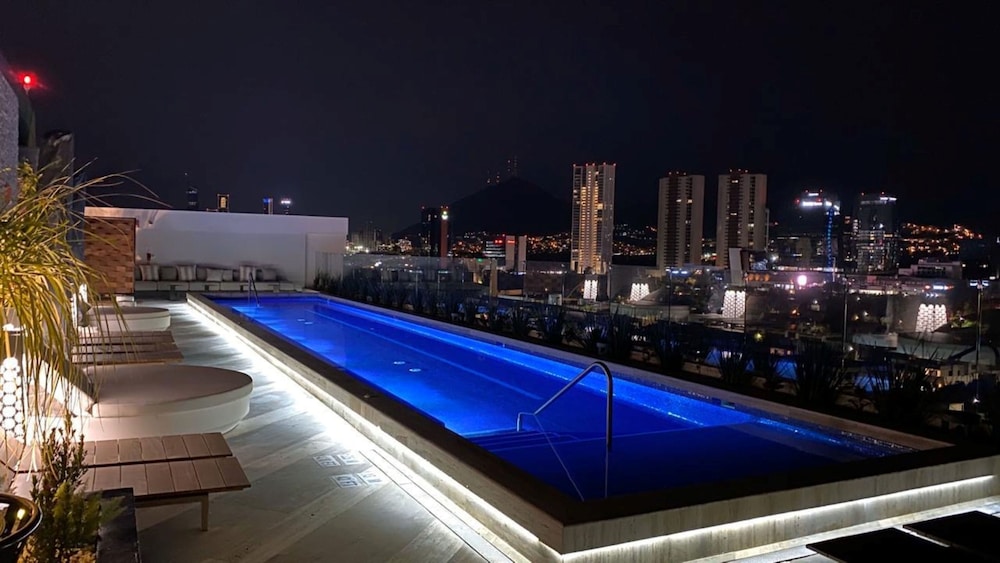 Rooftop pool