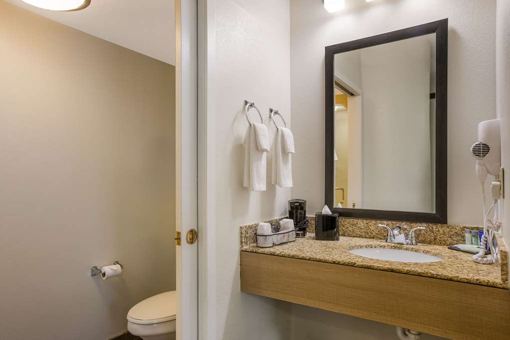 Clarion Pointe Sevierville Pigeon Forge - photo 30