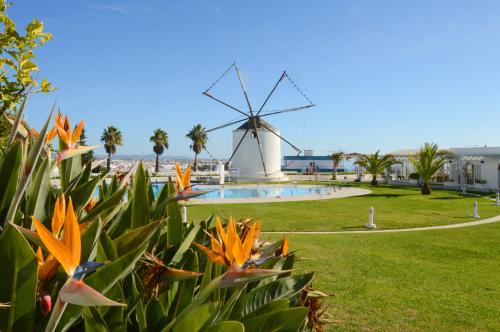 Windmill Hill Alto do Moinho Pool & Sea View