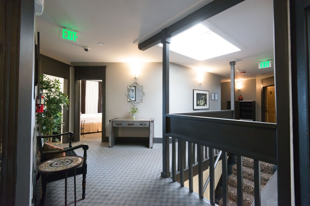 Camas Boutique Hotel - photo 100