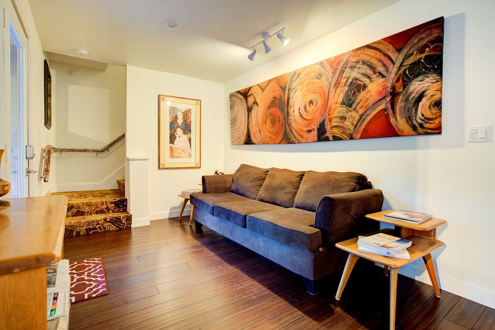 INNhale Cannabis Friendly B&B Adults Only - photo 2