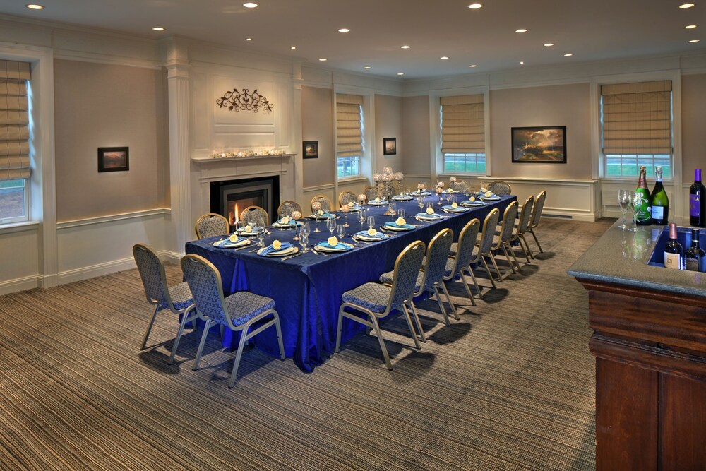 Andover Inn - photo 14