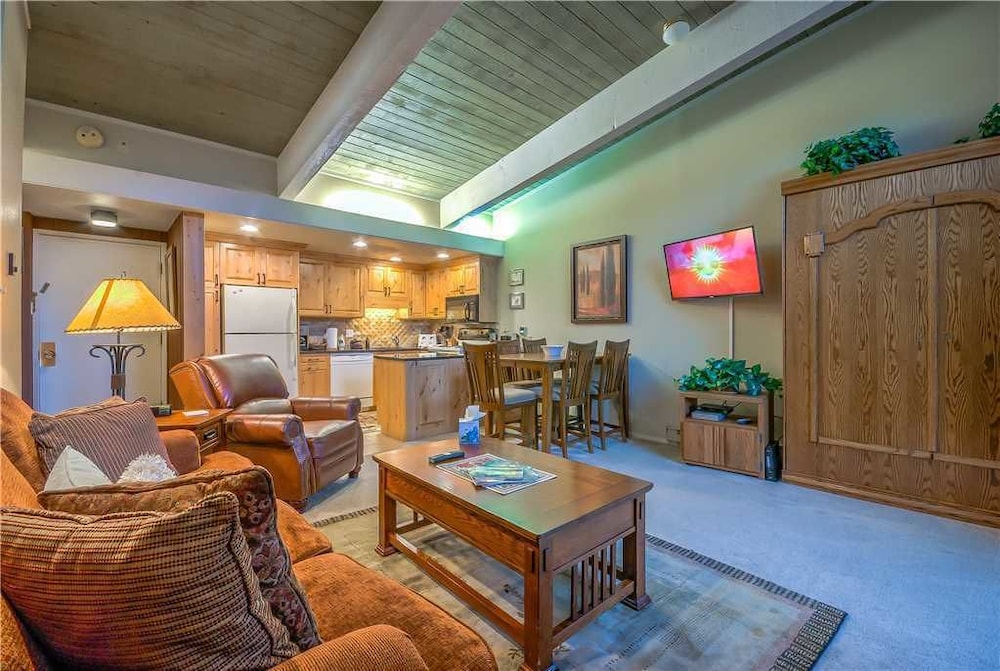 Storm Meadows C 418 Steamboat Springs in Steamboat Springs, United States