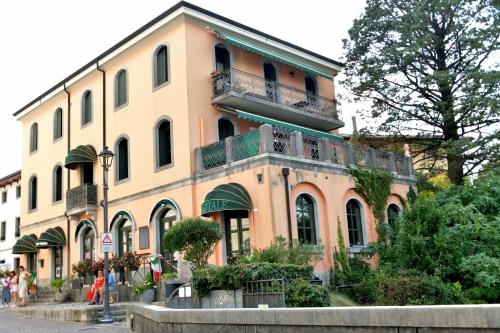 Dimora Sul Ponte Del Diavolo — 4-Star Luxury Hotel in Cividale Del Friuli, Italy