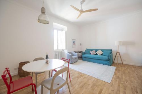 Bright and Lovely Apartment in San Lorenzo — 4-Star Luxury Hotel in Rome, Italy