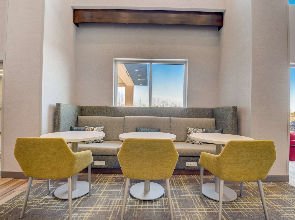 Hampton Inn & Suites Williamstown Ark Encounter KY - photo 4