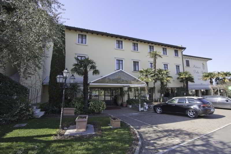 Hotel Palazzo Della Scala in Lazise, Italy