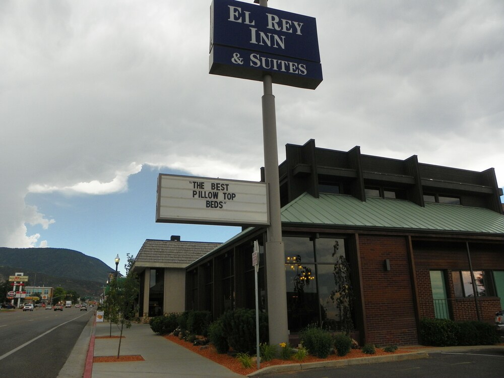 Baymont Cedar City - photo 22