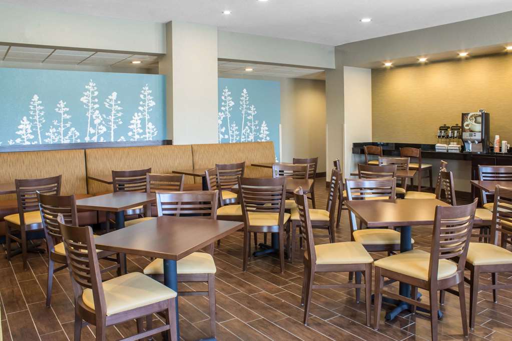 Sleep Inn & Suites Fort Dodge - photo 49