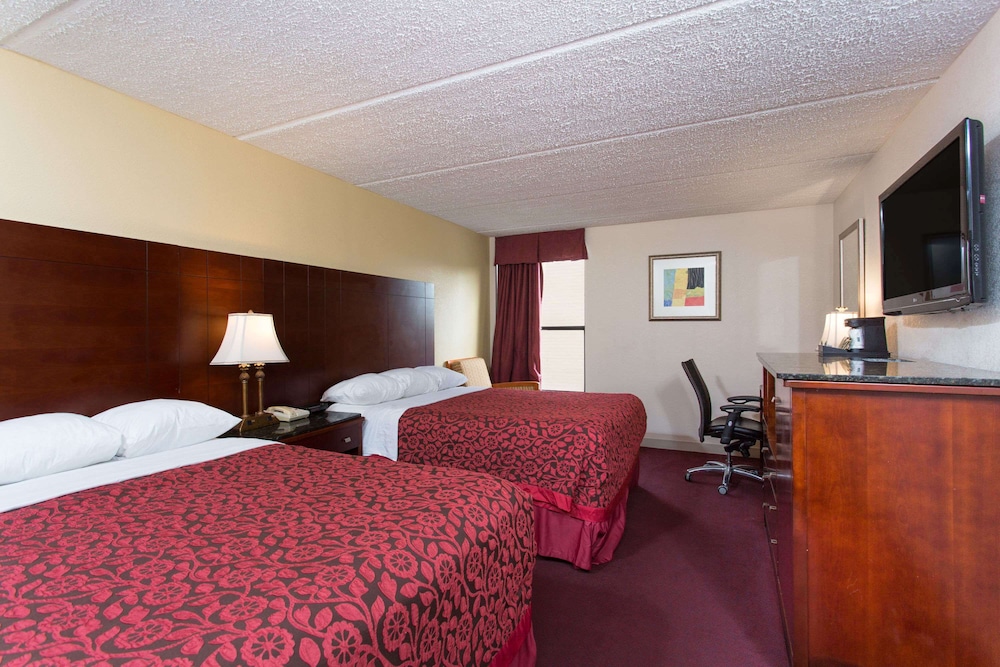 Rodeway Inn High Point Archdale - photo 6