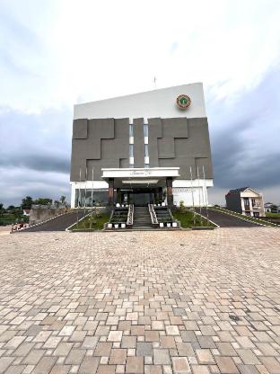 Lakeside Tell in Cikarang, Indonesia