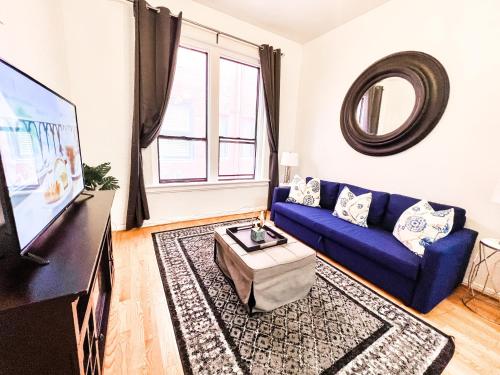 Gaslamp 2bdrm W Parking & 5 Beds #403 - photo 7