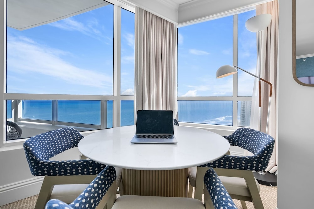Fontainebleau Miami Beach Private Luxury Suites - photo 285