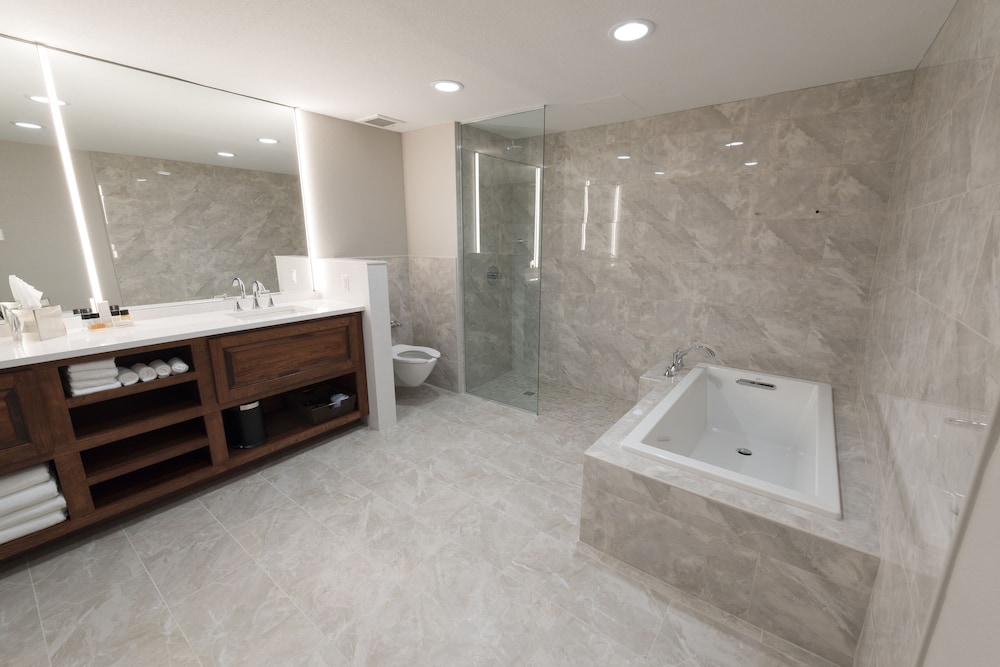 Hillsdale College Dow Hotel and Conference Center - photo 19