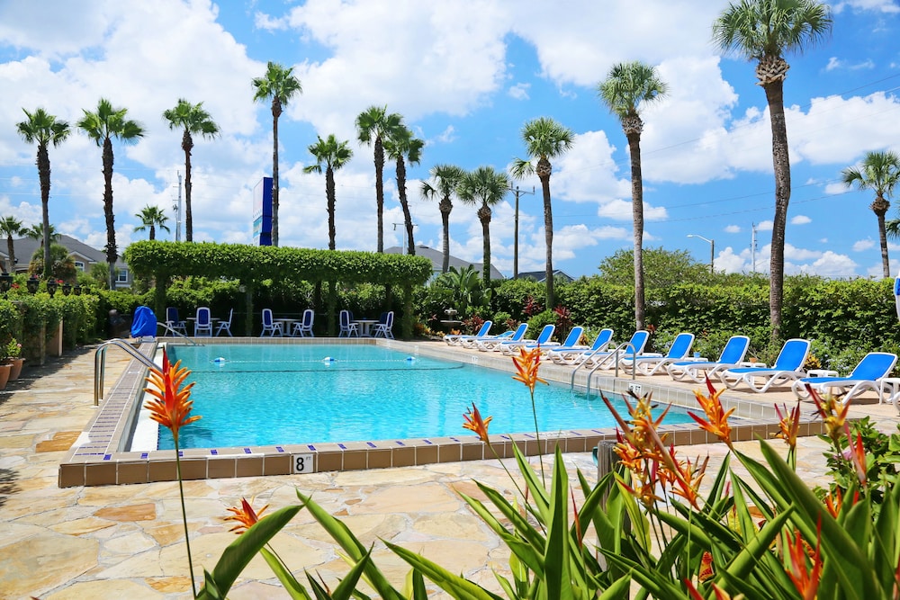La Fiesta Ocean Inn And Suites - photo 57