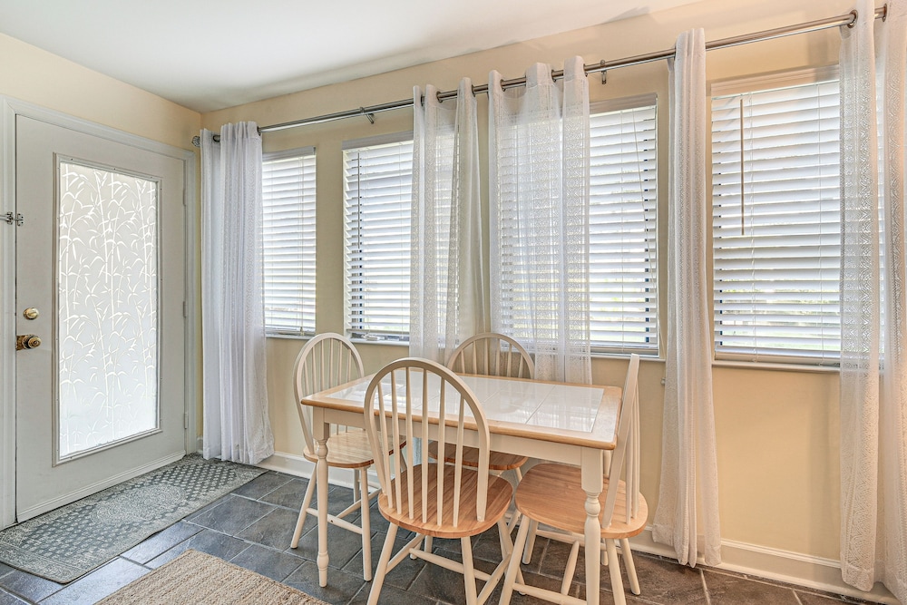 Beach & Pool Access: Resort style Myrtle Beach Gem - photo 6