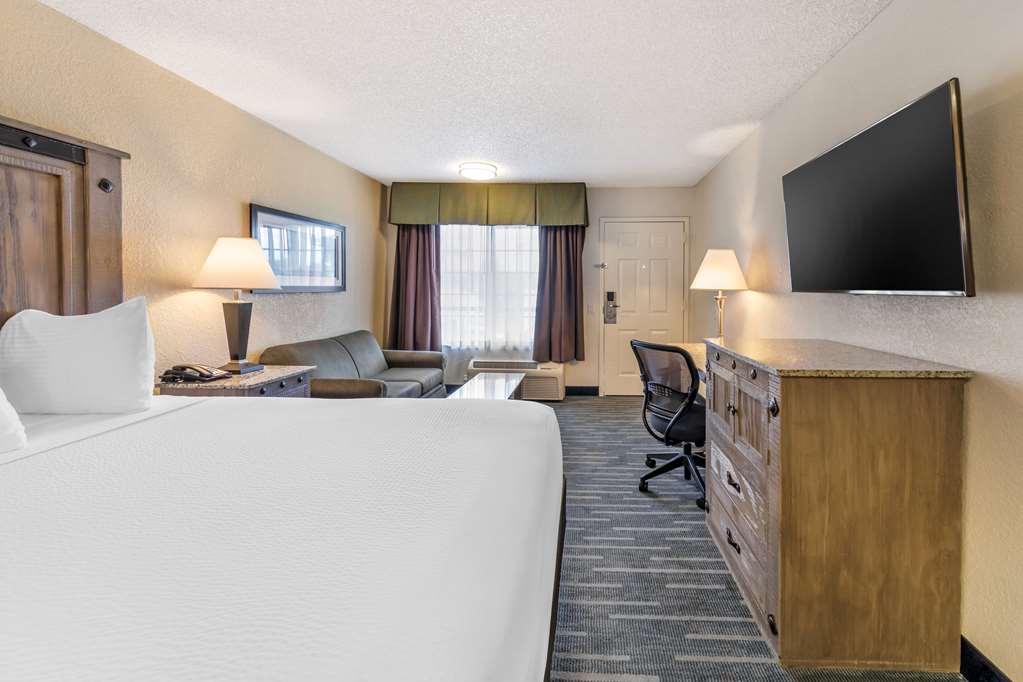 Best Western Americana Inn - photo 10