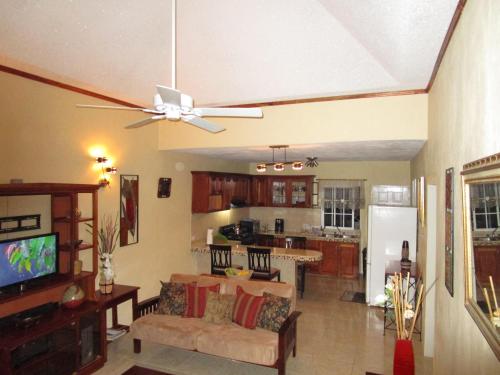 The Residence Portmore Apartments — 4-Star Luxury Hotel in Portmore, Jamaica