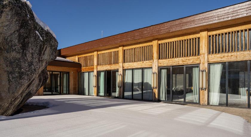 Sami Mta Chalet