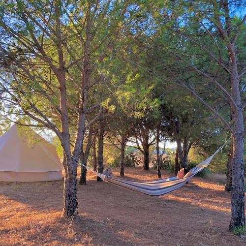 Glamping on Organic Yoga Farm with Natural Swimming Pool near Beach — hotel in Moncarapacho