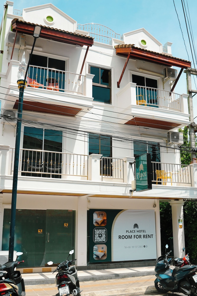 Place Hotel - last minute hotel in Phuket