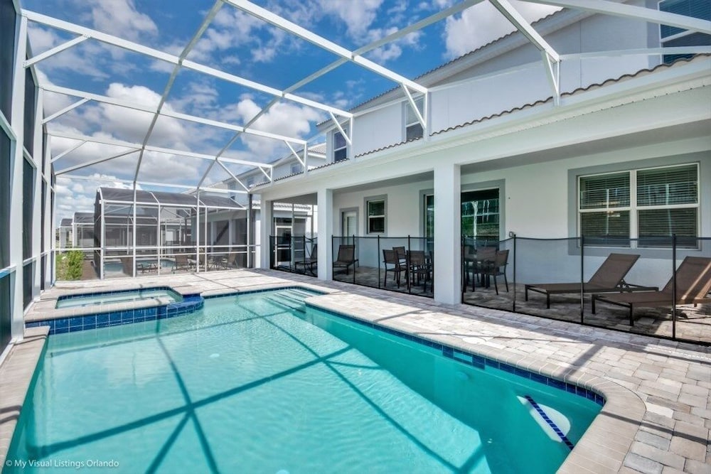 Large 8 Bed 5 Bath Home Champions Gate Golf Resort 8 Bedroom Villa by Redawning - featured photo
