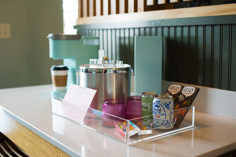 East Austin Hotel - photo 12