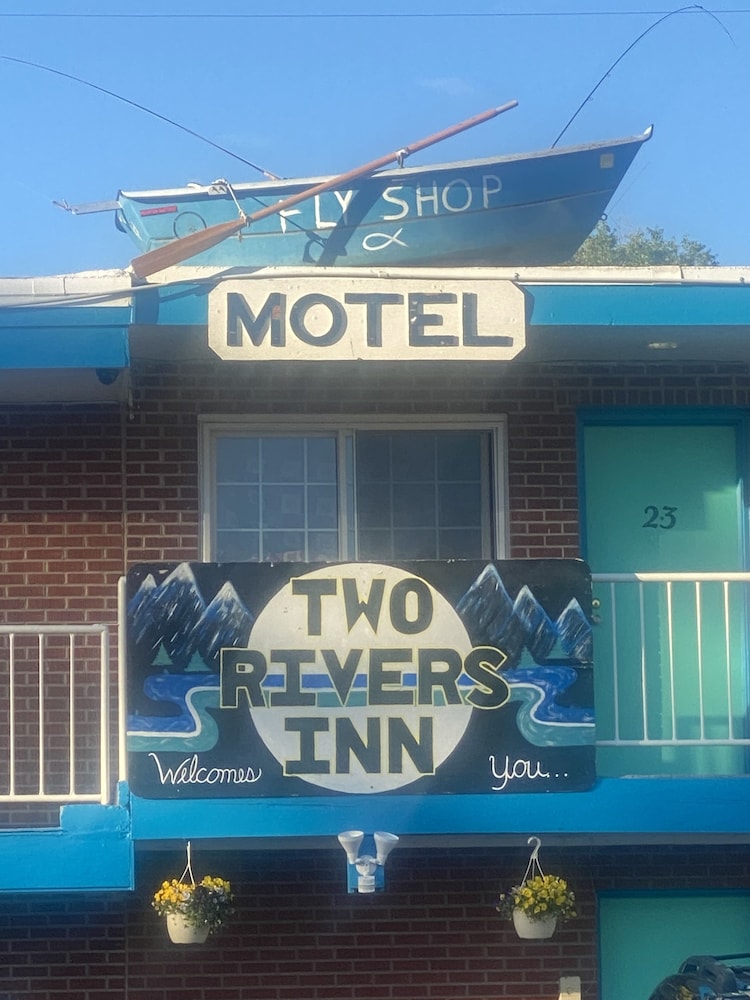 Two Rivers Inn - photo 29