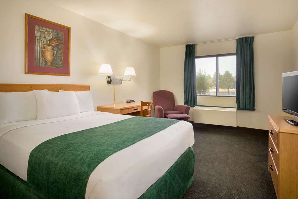 Travelodge by Wyndham Alpine - photo 8