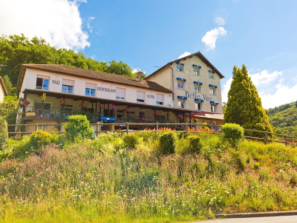 Logis Hotel Belle Vue — Les Ancizes