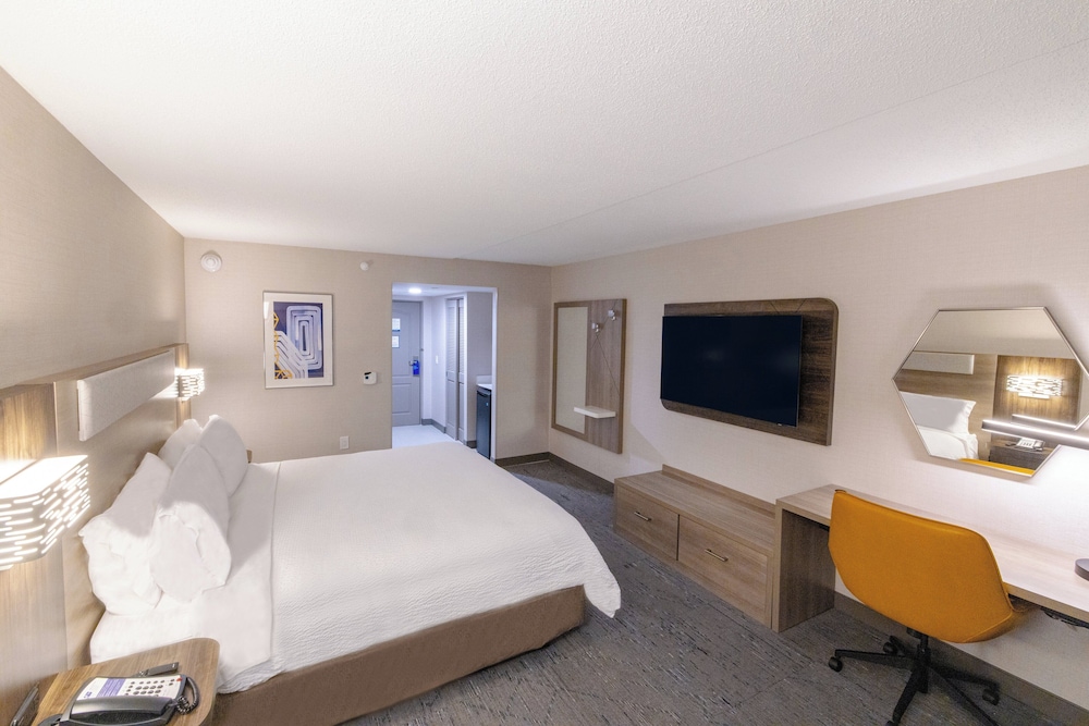 Holiday Inn Express Hotel of Neptune by IHG - photo 35