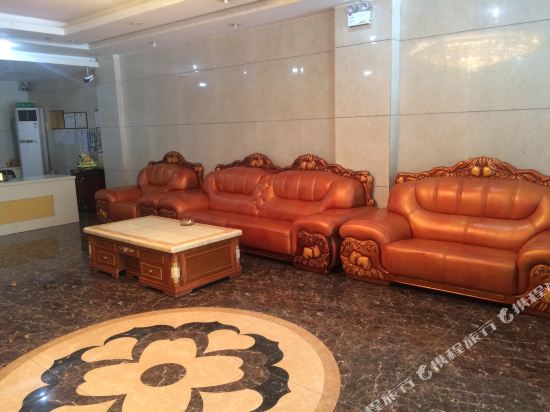 Haoting Business Hotel — hotel near Hotan Airport