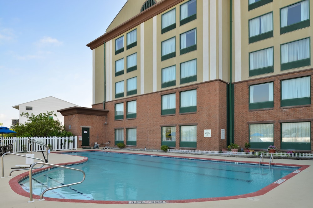 Holiday Inn Express Hotel & Suites Ocean City by IHG - photo 25