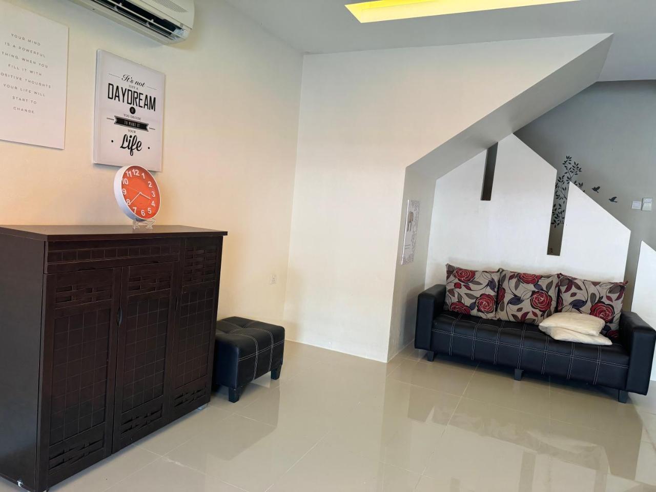 HmHome Four — Sibu — photo 5
