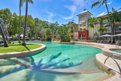 Amphora Laleuca Apartments Palm Cove — 4-Star Luxury Hotel in Palm Cove, Australia