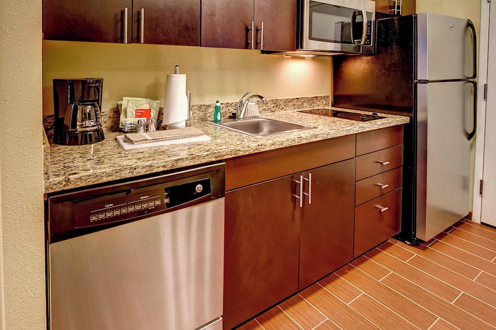 Towneplace Suites Oklahoma City Airport - photo 12