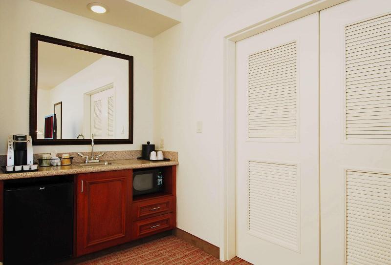 Hilton Garden Inn Rockford - photo 68