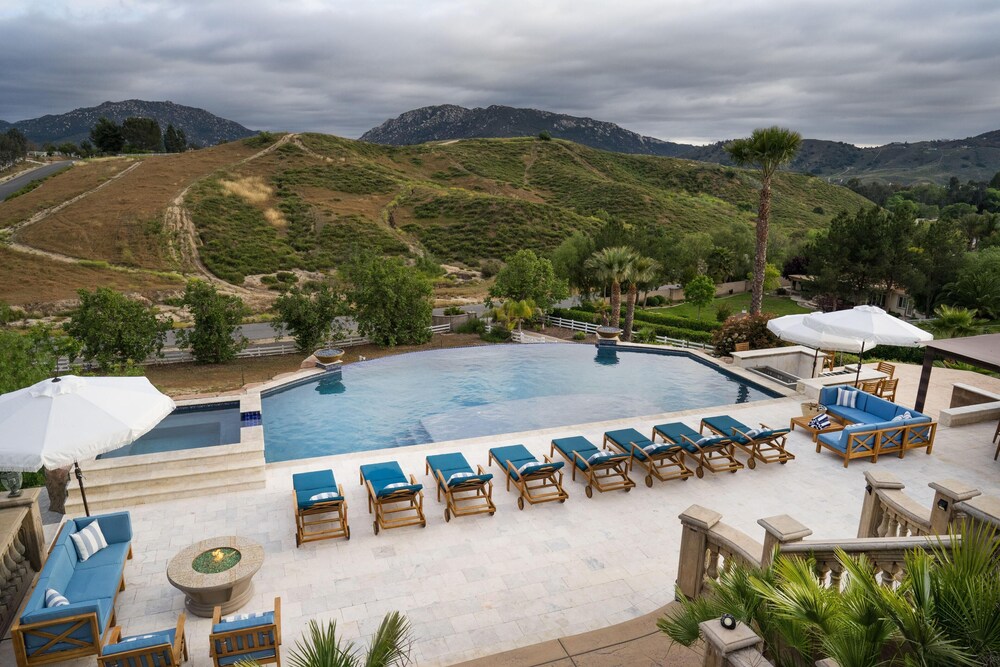 Carmen by AvantStay Infinity Pool w Jaw Dropping Views and 5 Min to Old Town - photo 33