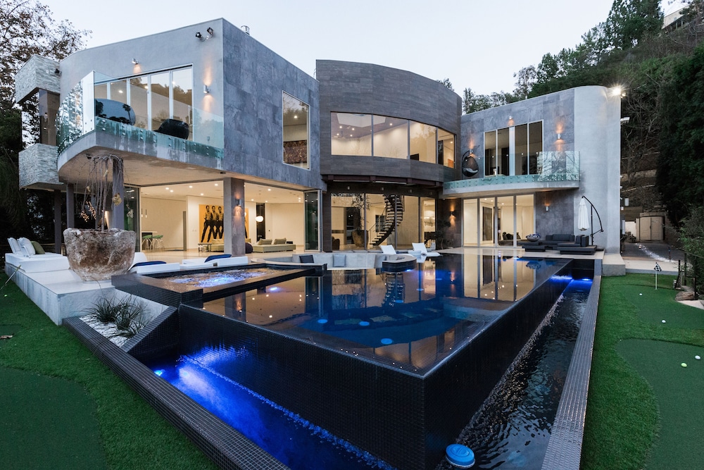 Chantilly Estate — 4-Star Luxury Hotel in Los Angeles, United States