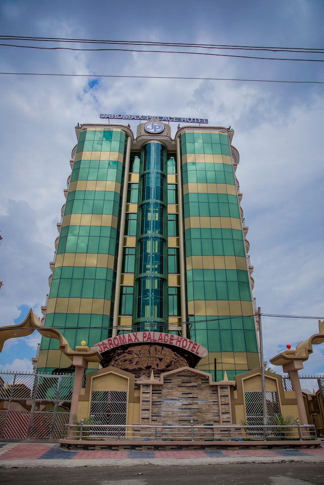 Jaromax Palace Hotel in Dar Es Salaam, Tanzania