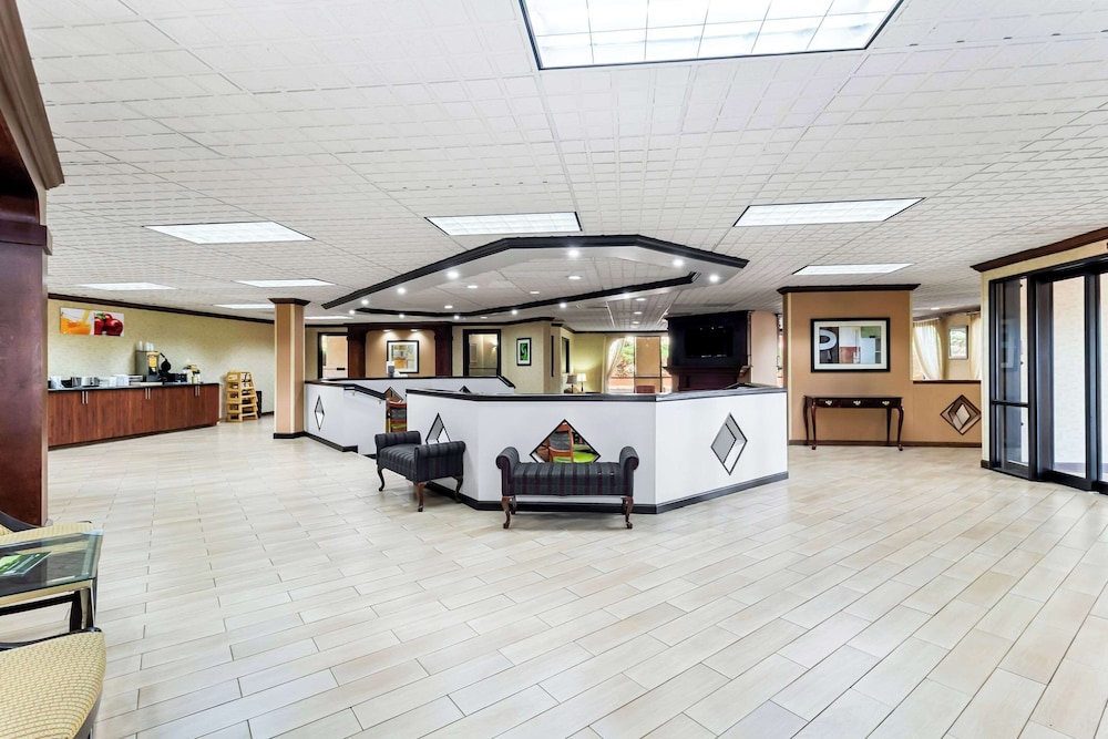 Quality Inn & Suites Florence Civic Center - photo 4