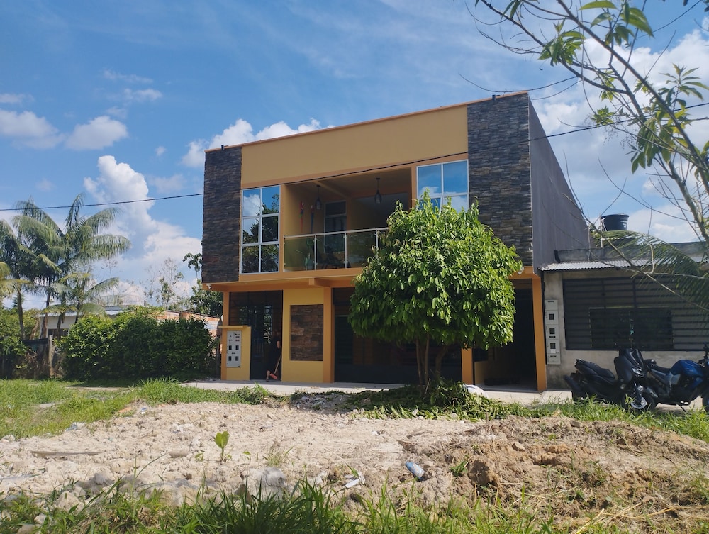 Hotel Dopin House in Leticia, Colombia