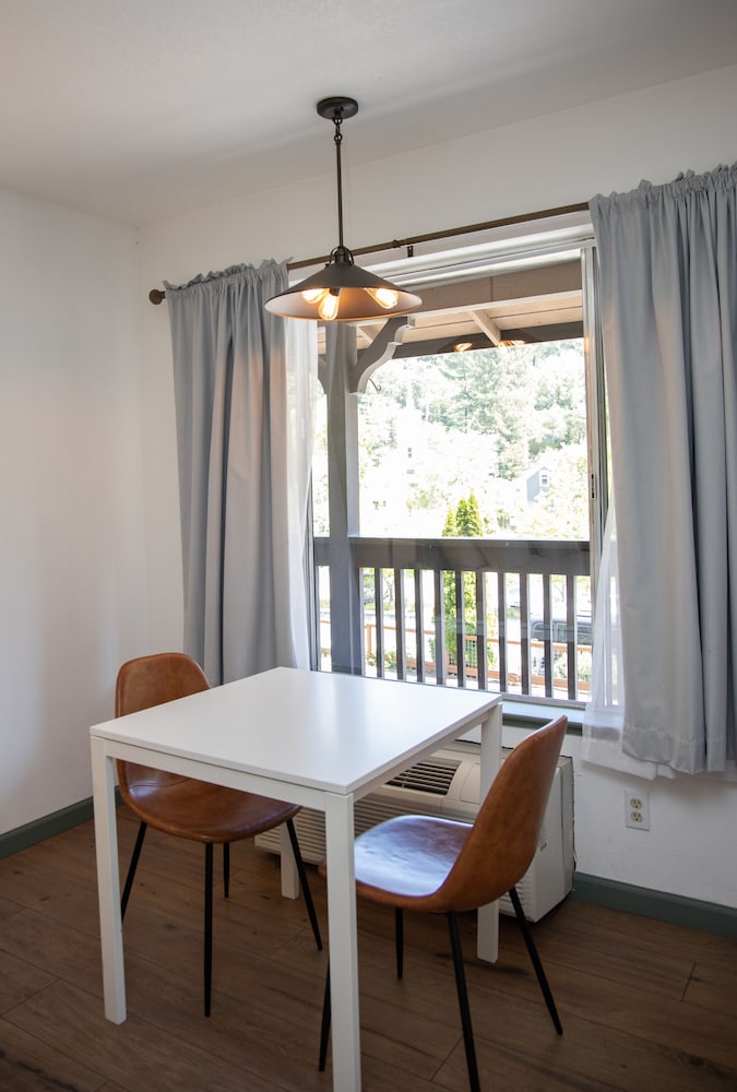 The Occidental Lodge - photo 31