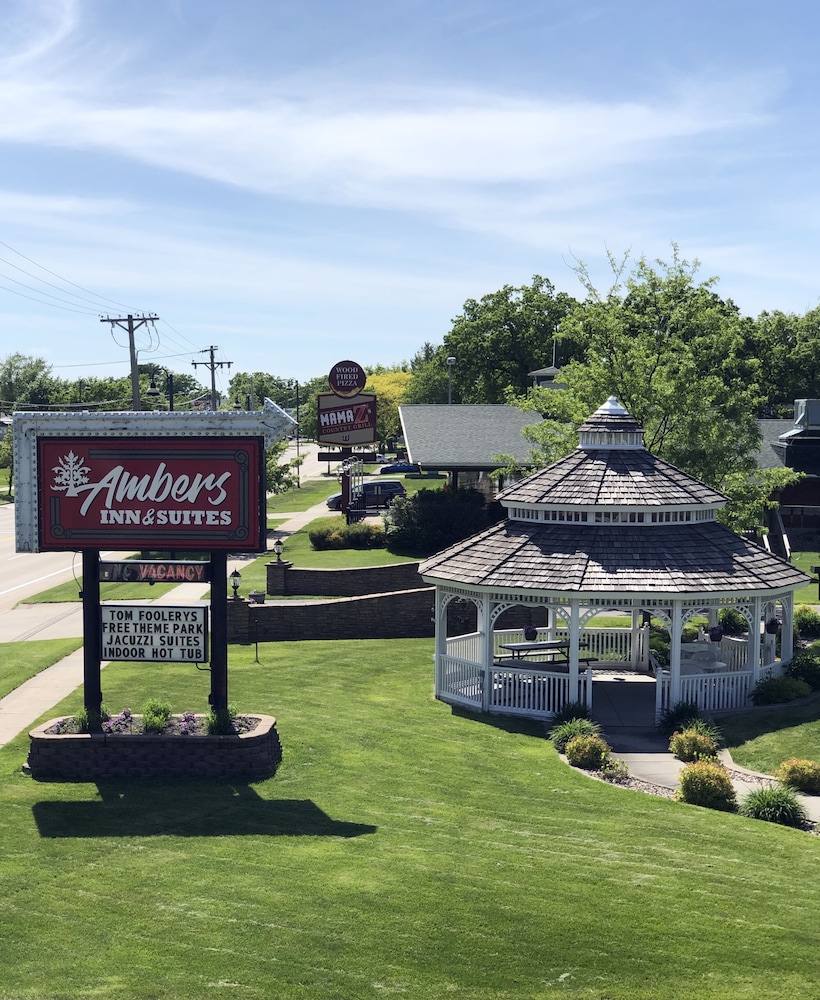 Amber's Inn & Suites - photo 50